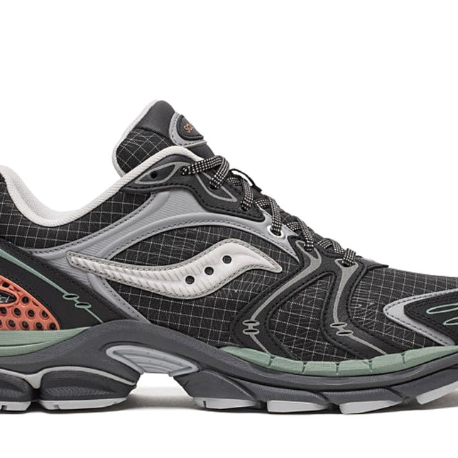 TRIUMPH Black / Shadow